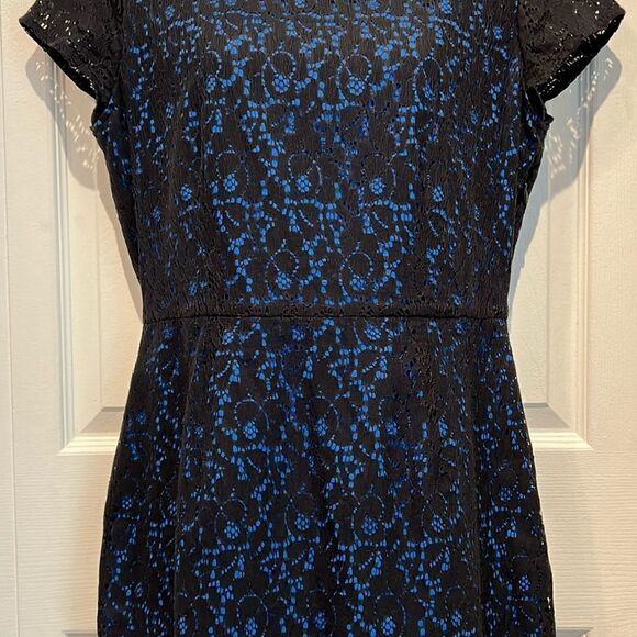 Levi’s Black Lace/Blue Lined‎ Cap Sleeve Dress Size 8 - Picture 4 of 14